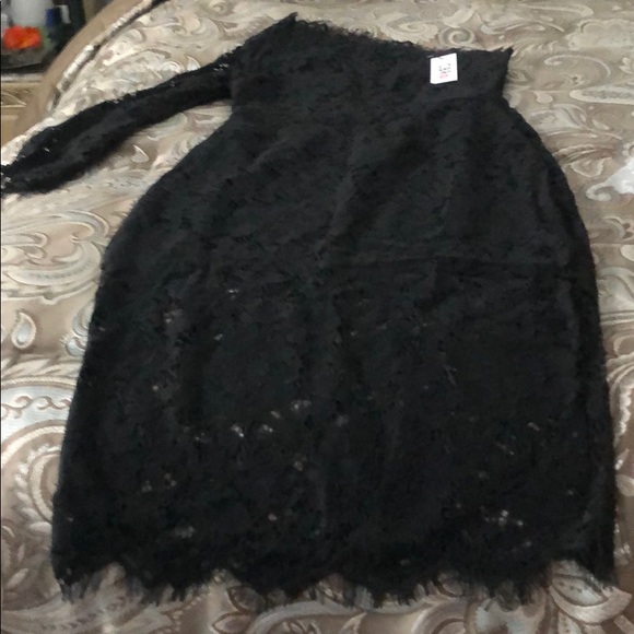 Dress - Picture 6 of 6